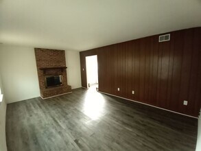 601 Lake Edward Dr in Virginia Beach, VA - Building Photo - Building Photo