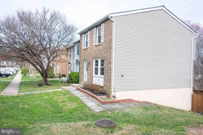 5569 Caithness Ct in Fairfax, VA - Building Photo - Building Photo