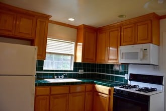 3850 Blanche St in Pasadena, CA - Building Photo - Building Photo