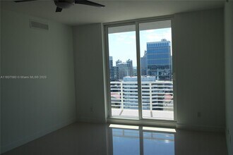 315 NE 3rd Ave in Fort Lauderdale, FL - Building Photo - Building Photo