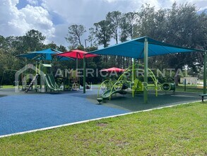5541 Castania Dr in Sebring, FL - Building Photo - Building Photo