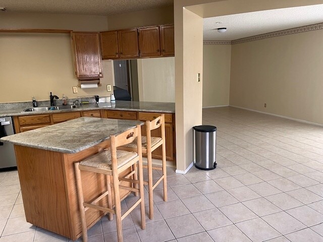 4823 Fern Lk in San Antonio, TX - Foto de edificio