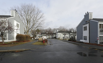 Merrimack Valley Apartments in Methuen, MA - Building Photo - Building Photo