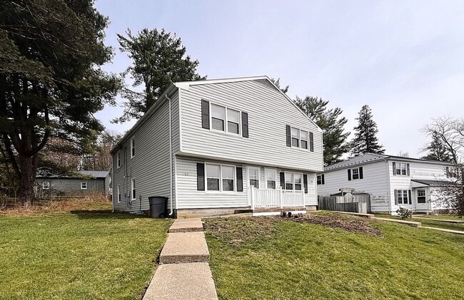 106 Longmeadow Ln in State College, PA - Building Photo - Building Photo