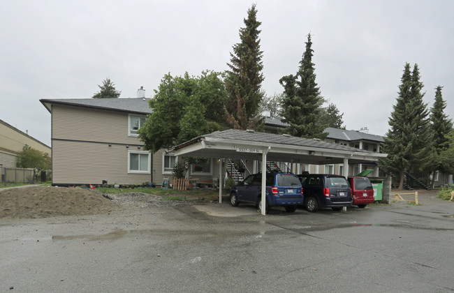 Kinsmen Garden Estates in Langley, BC - Building Photo - Building Photo