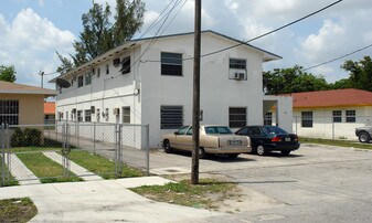 790 NW 35th St Apartments