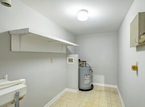 6820 Hwy 70 S in Nashville, TN - Building Photo - Building Photo