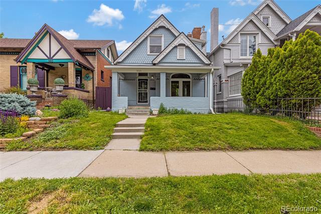 property at 564 S Pearl St