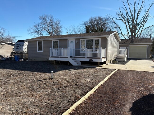 property at 1049 Mariner Ave