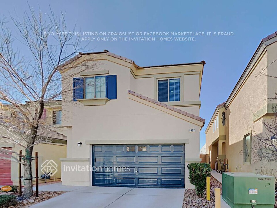 5327 Floating Flower Ave in Las Vegas, NV - Building Photo