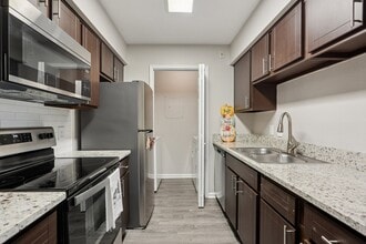 Allegro on Bell in Antioch, TN - Foto de edificio - Building Photo