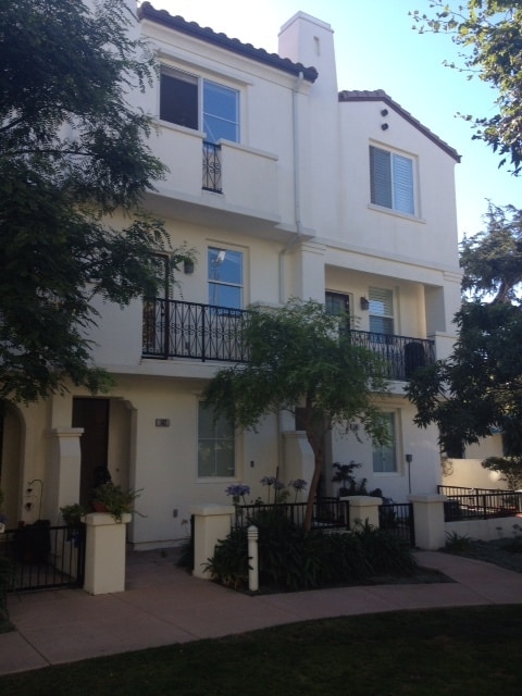 property at 142 Beach Side Ct