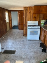 4 Quasuet Ave in Wareham, MA - Building Photo - Building Photo