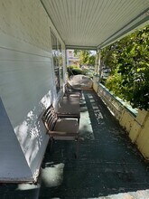 45 Saint Johns Pl, Unit 45 Lower in Buffalo, NY - Building Photo - Building Photo