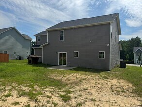 185 Ledgebrook Ln in Raeford, NC - Building Photo - Building Photo