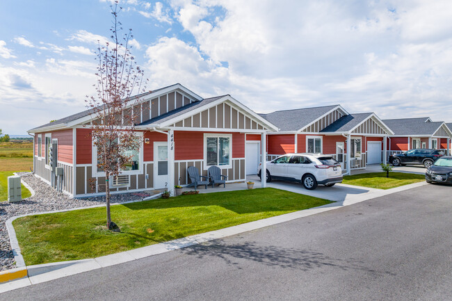 March Madness Patio Home Apartments in Billings, MT - Building Photo - Building Photo