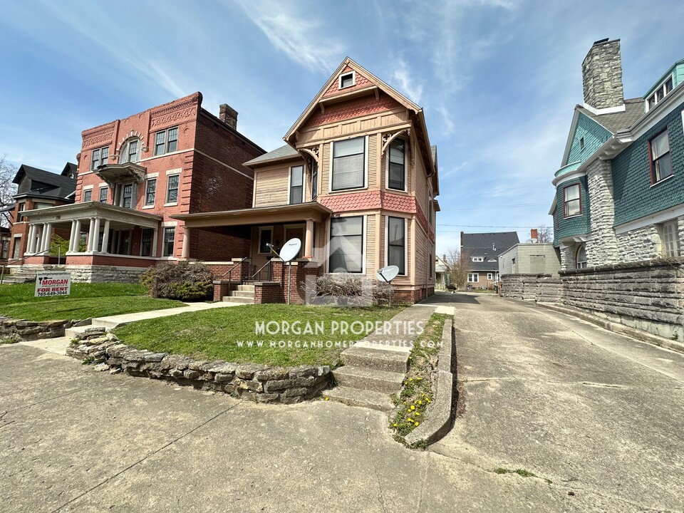 714 E Main St, Unit 3 in Muncie, IN - Foto de edificio