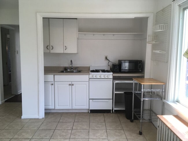 5626 Wilkins Ave in Pittsburgh, PA - Building Photo - Building Photo