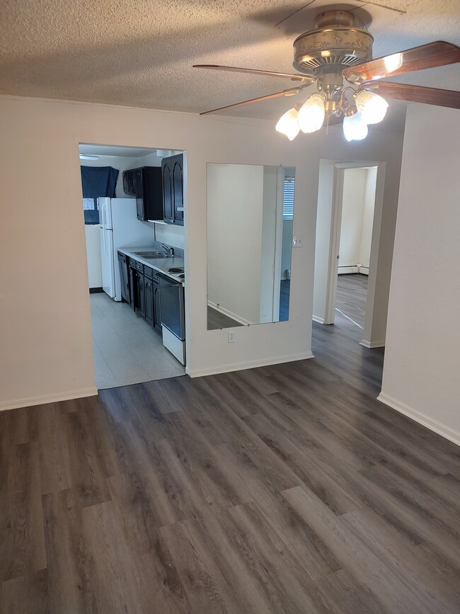 1710-1730 W 55th Ave