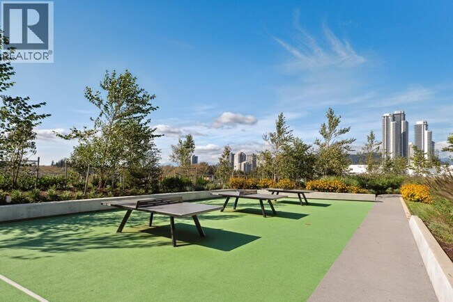 318 Alderson Ave in Coquitlam, BC - Building Photo - Building Photo