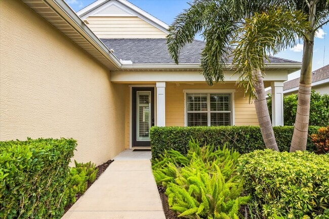 12109 Whisper Lake Dr in Bradenton, FL - Building Photo - Building Photo