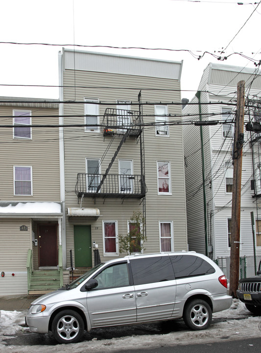 29 Jackson St in Passaic, NJ - Building Photo