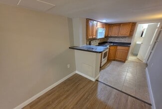 10903 Nandina Ct in Philadelphia, PA - Building Photo - Building Photo