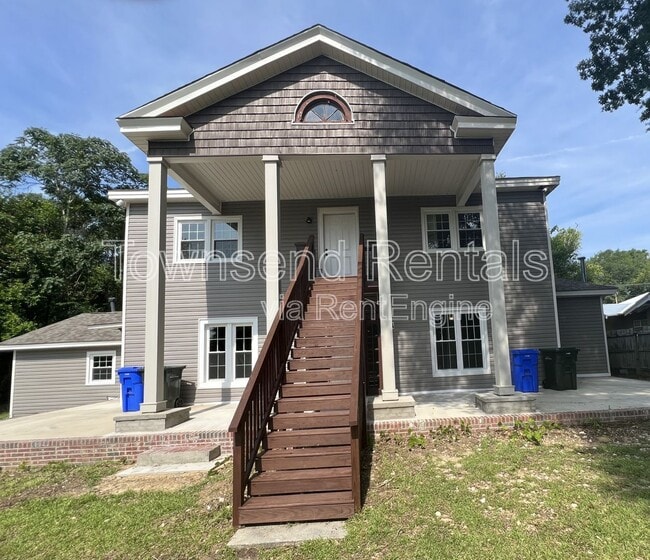 property at 807 Branson St