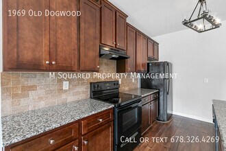 1969 Old Dogwood in Jonesboro, GA - Building Photo - Building Photo