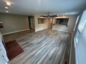 6879 Lebanon Rd in Mount Juliet, TN - Building Photo - Building Photo