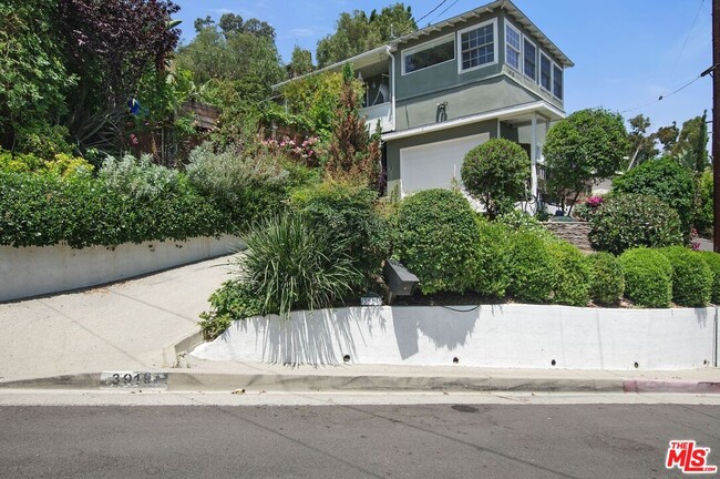 property at 3919 Wawona St
