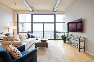 1530 S State St, Unit 1127 in Chicago, IL - Building Photo - Building Photo