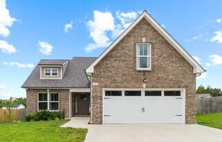 125 Tomahawk Pt in Clarksville, TN - Building Photo