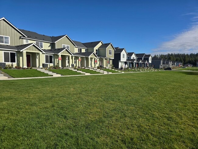 property at 86 E Spirea Ln
