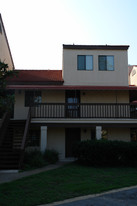 Navarre Pky Apartments