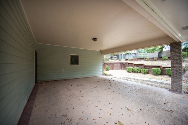 property at 7007 Dorsey Dr