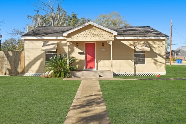 property at 821 Miller St