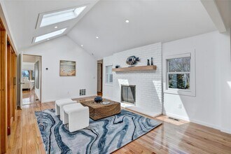 105-101 Lockitt Dr in Riverhead, NY - Building Photo - Building Photo