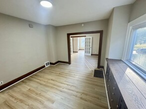 3901 Berkeley in Toledo, OH - Building Photo - Building Photo