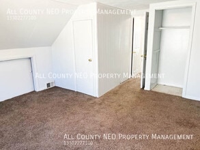 27081 Farringdon Ave in Euclid, OH - Building Photo - Building Photo