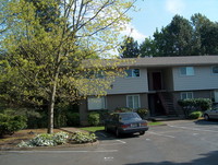 Greenbrook Apartments in Gresham, OR - Foto de edificio - Building Photo