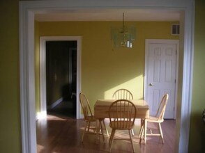 27R Albion St, Unit 2 in Somerville, MA - Building Photo - Building Photo