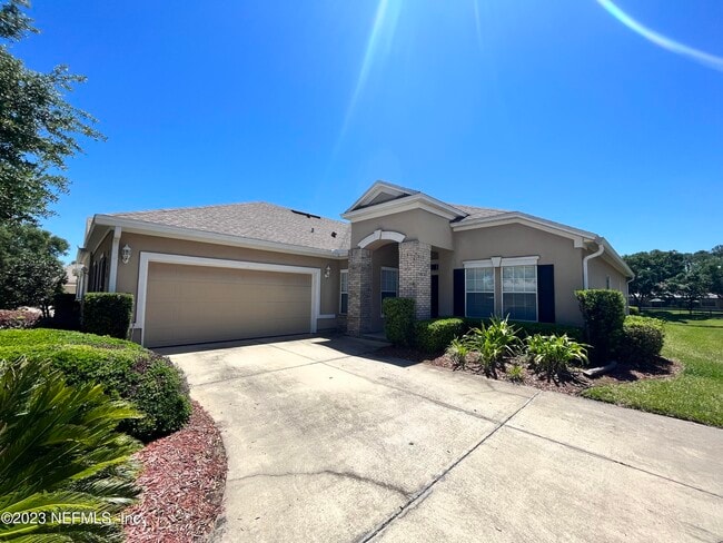1590 Calming Water Dr in Orange Park, FL - Building Photo - Building Photo