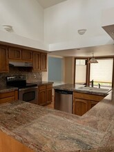 60639 Thunderbird Ct in Bend, OR - Building Photo - Building Photo