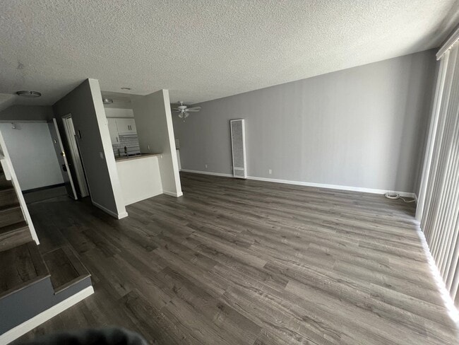 4024 Emerald St in Torrance, CA - Building Photo - Building Photo