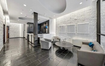 67 E 11th St in New York, NY - Building Photo - Building Photo