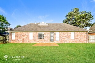 6916 Greyhawk Cove N in Olive Branch, MS - Building Photo