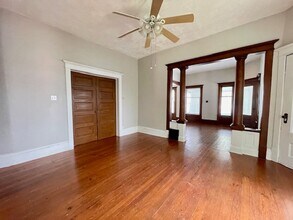 449 W Main St in Ashland, OH - Building Photo - Building Photo