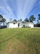 3804 40th St SW in Lehigh Acres, FL - Building Photo