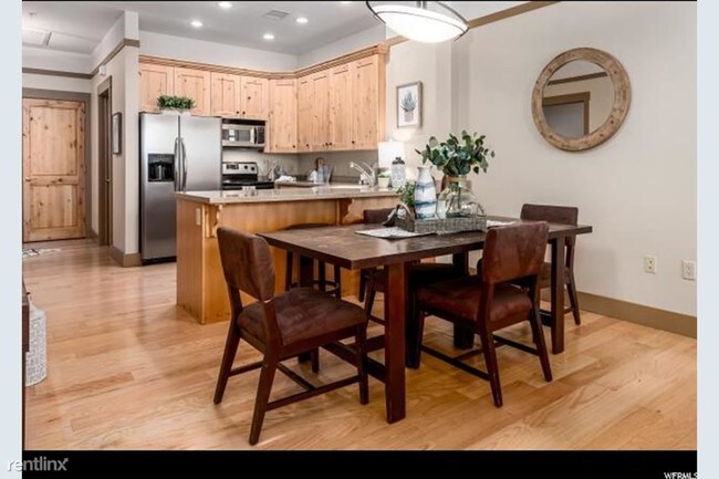 86 N University Ave-Unit -Apt 608 in Provo, UT - Foto de edificio - Building Photo